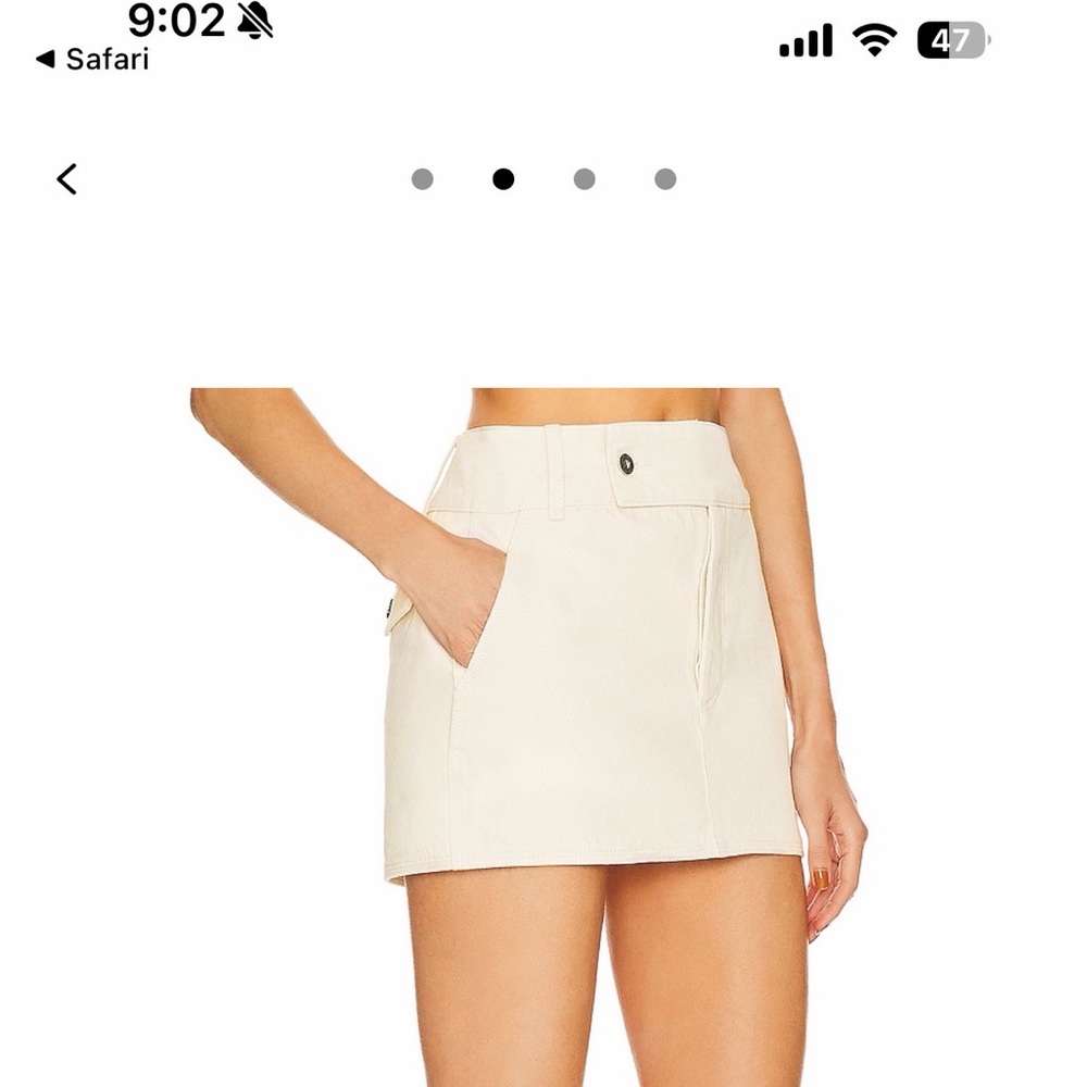 HELSA Women's Cream Mini Skirt XXS